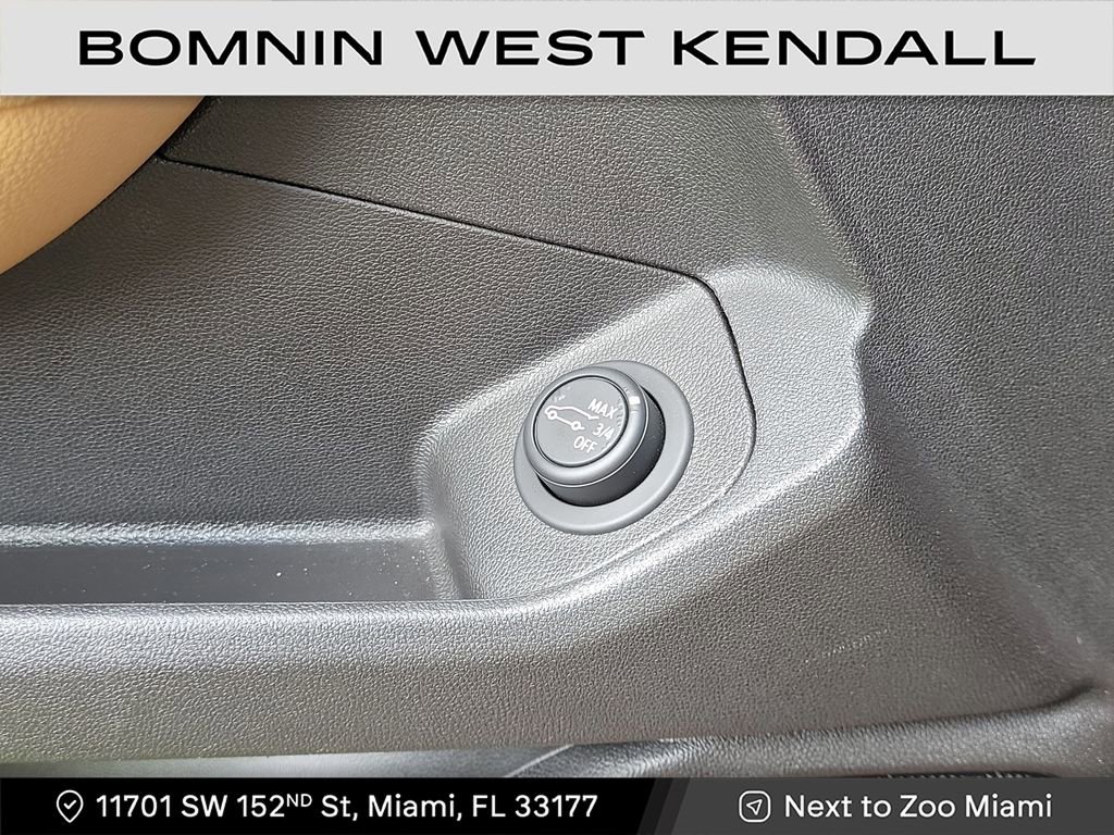 Used 2019 GMC Terrain SLT w/ Preferred Package image 30