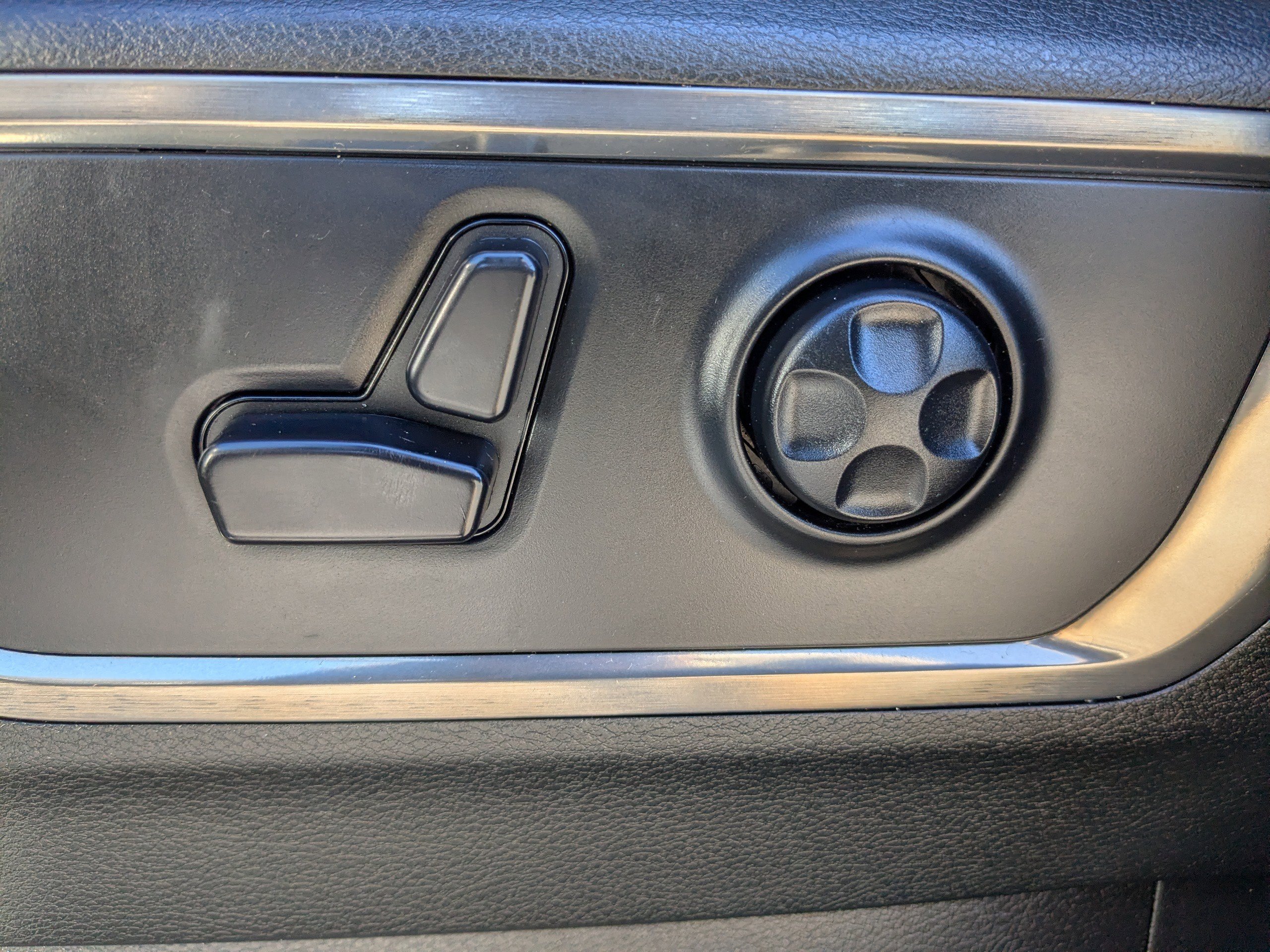 Used 2020 RAM 1500 Limited image 20