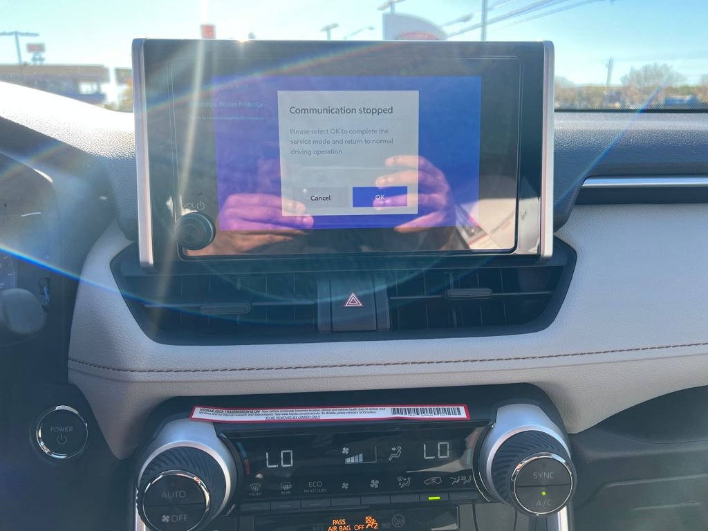 New 2025 Toyota RAV4 XLE image 18