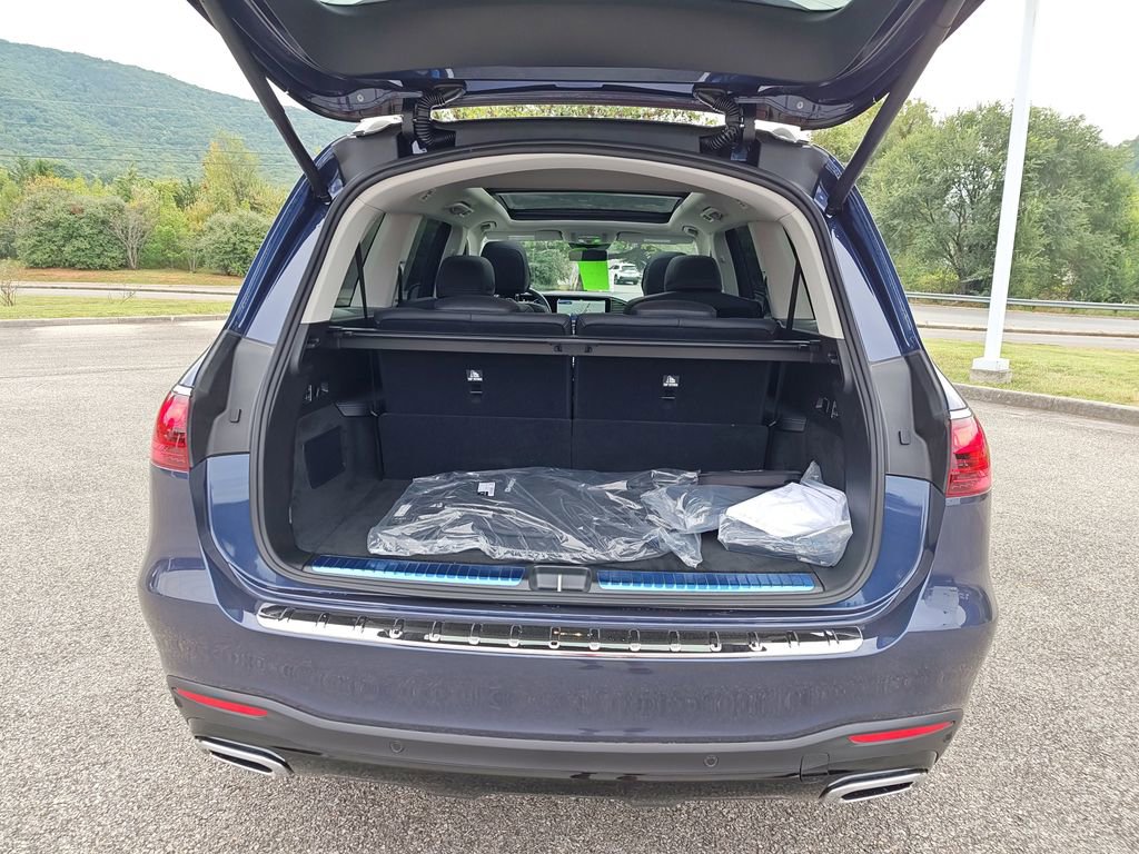 New 2026 Mercedes-Benz GLS 450 4MATIC image 8