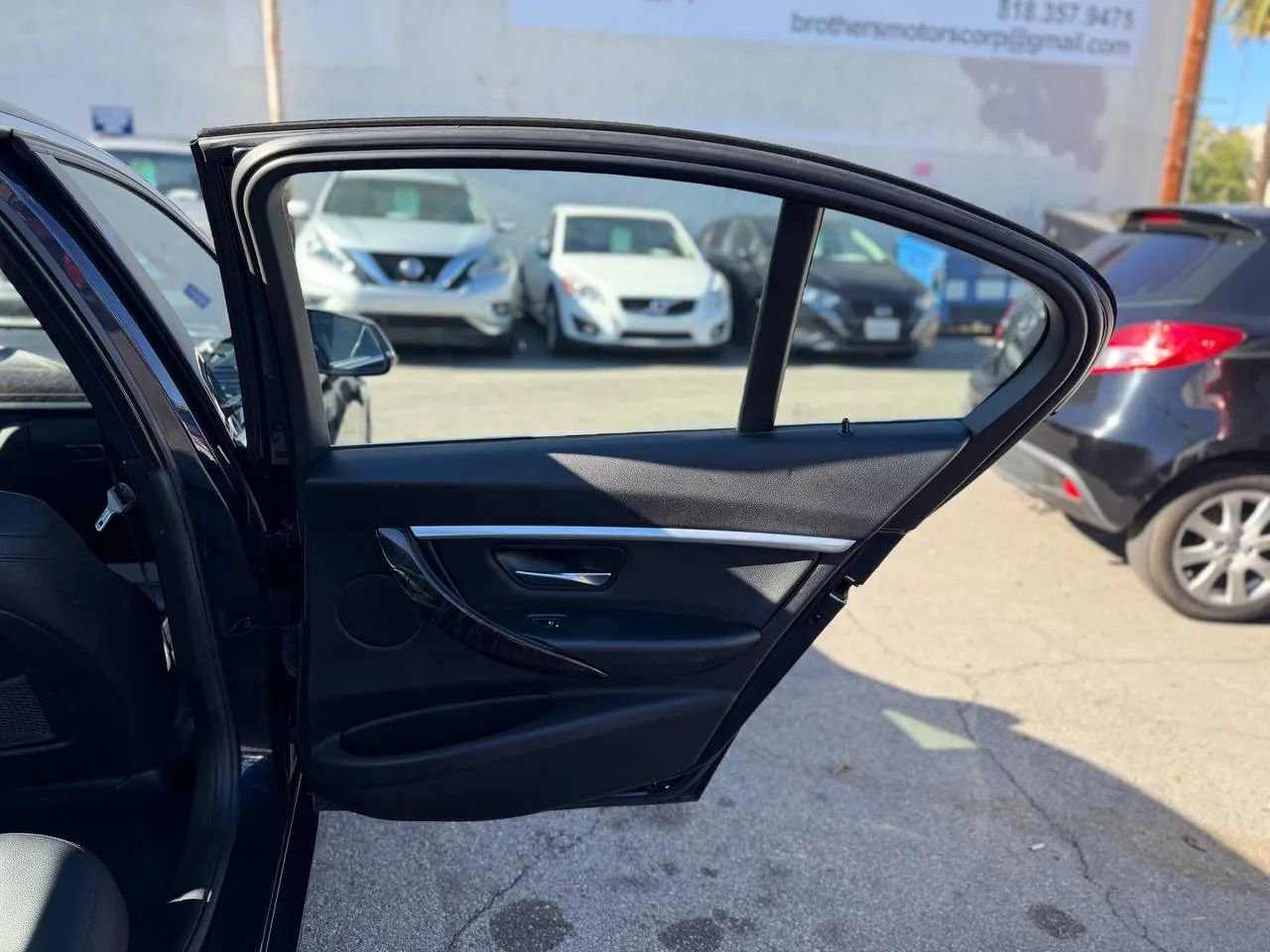 Used 2017 BMW 330e RWD image 26