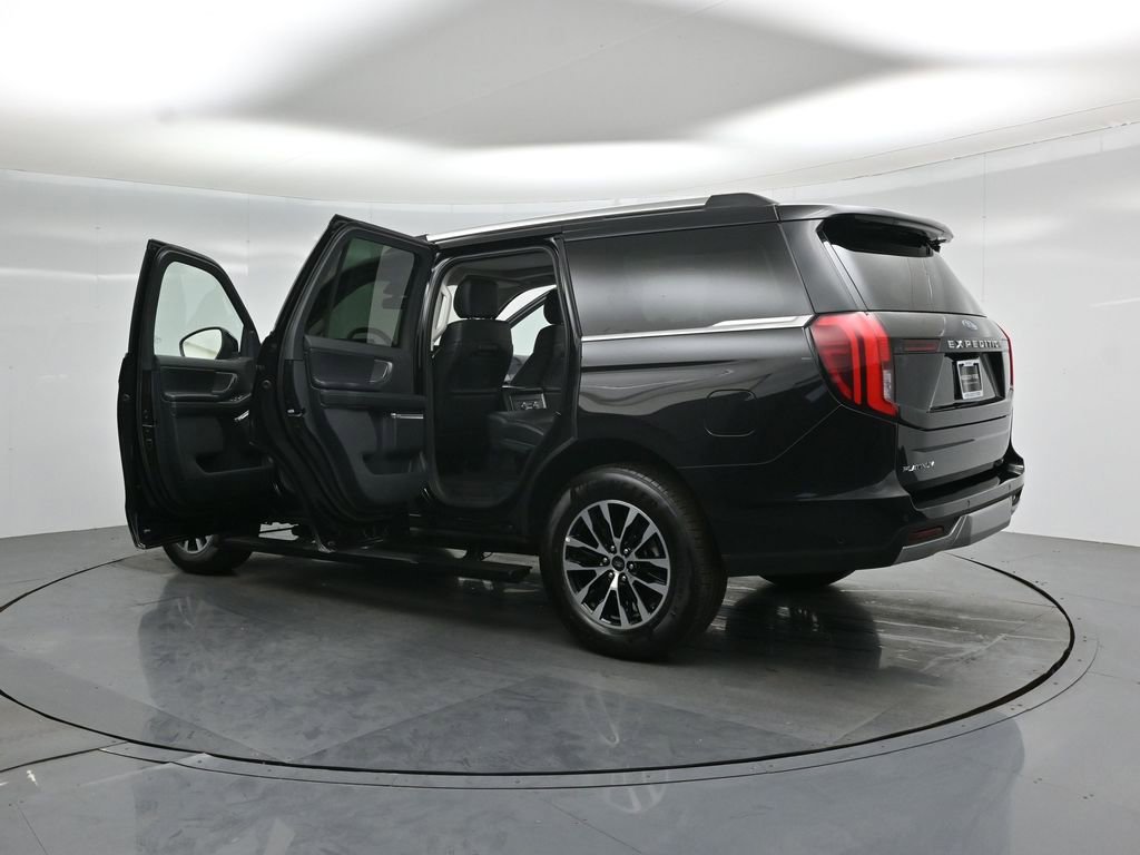 Certified 2025 Ford Expedition Platinum image 34