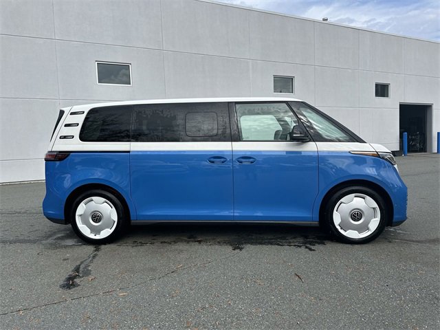 New 2025 Volkswagen ID. Buzz 1st Edition image 6