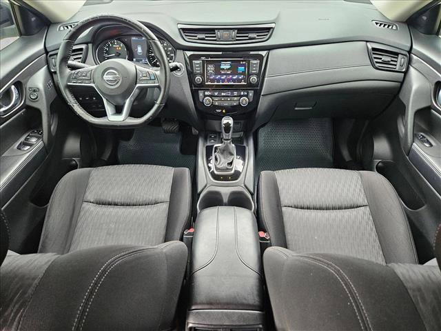 Used 2020 Nissan Rogue SV w/ Premium Package FWD image 19