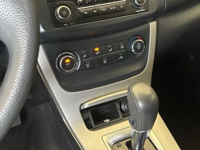 Used 2015 Nissan Sentra S FWD image 27