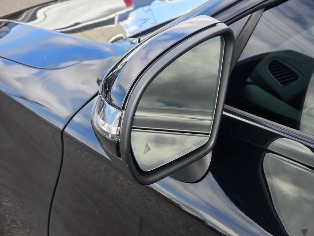Used 2018 Mercedes-Benz C 300 Coupe w/ Premium Package image 11