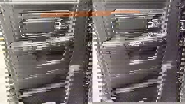 Used 2018 RAM 2500 Laramie w/ Convenience Group image 65