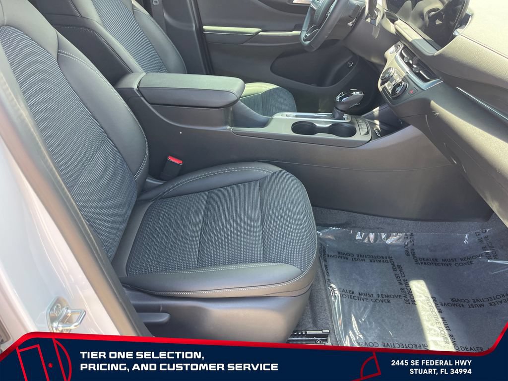 Used 2025 Buick Envista Preferred w/ Convenience I Package FWD image 19