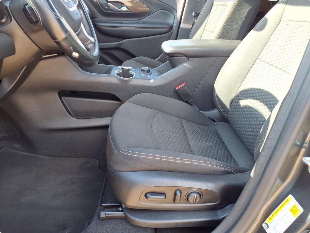 Used 2018 GMC Terrain SLE w/ Driver Convenience Package AWD/4WD image 21