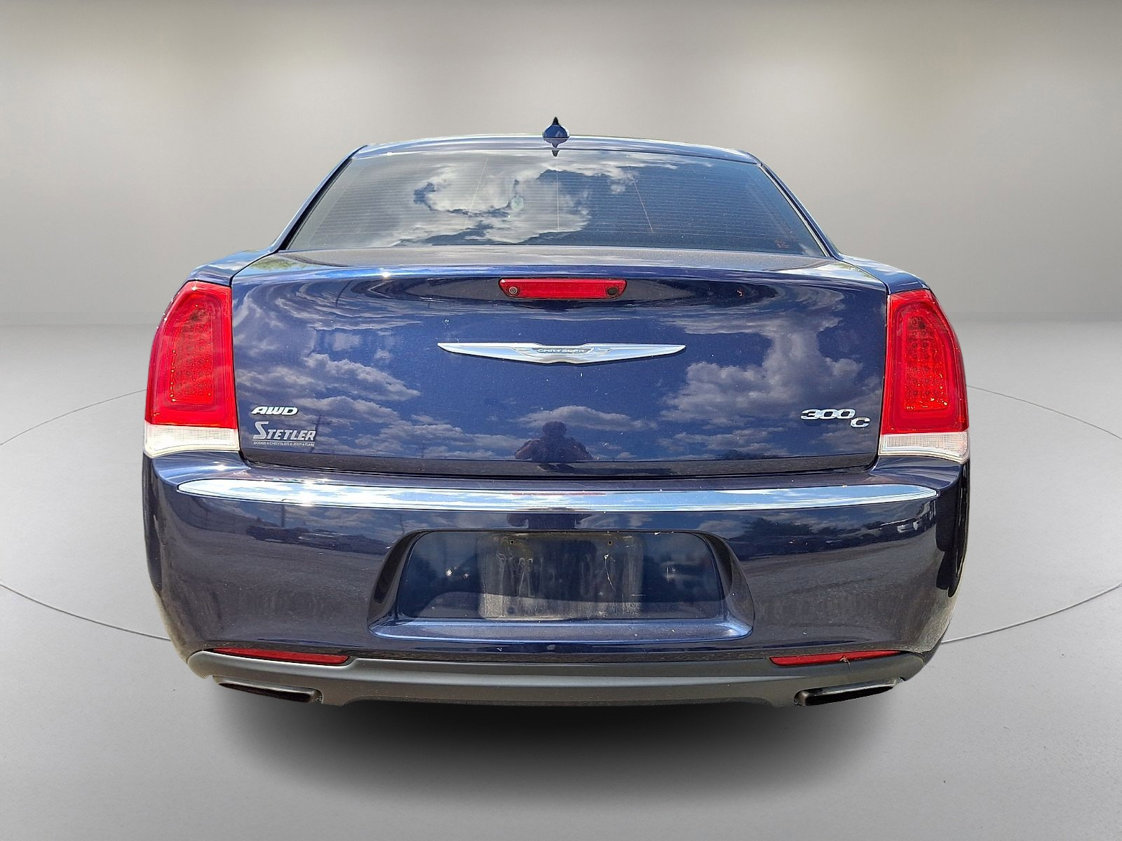 Used 2017 Chrysler 300 C AWD/4WD image 7