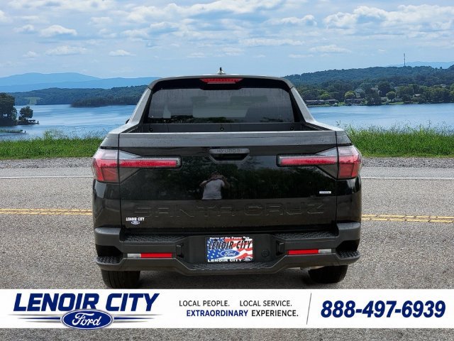 Used 2024 Hyundai Santa Cruz SEL AWD/4WD image 4