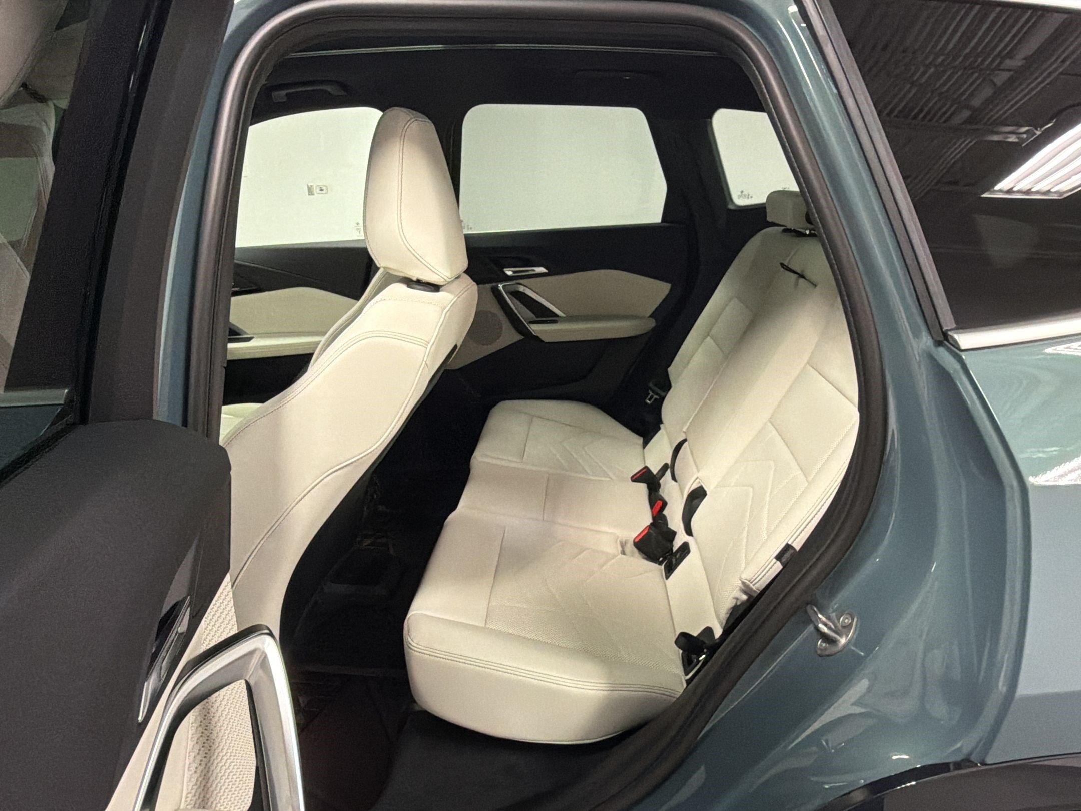 New 2026 BMW X1 xDrive28i w/ Convenience Package AWD/4WD image 19