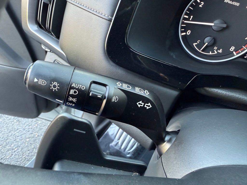 Certified 2023 Nissan Pathfinder SL image 34