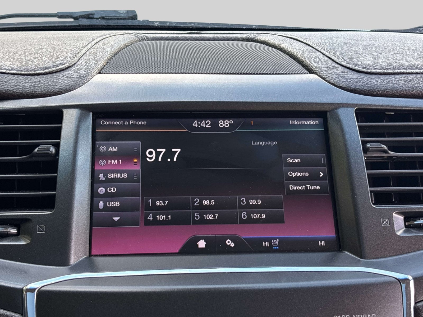 Used 2013 Lincoln MKS FWD image 25