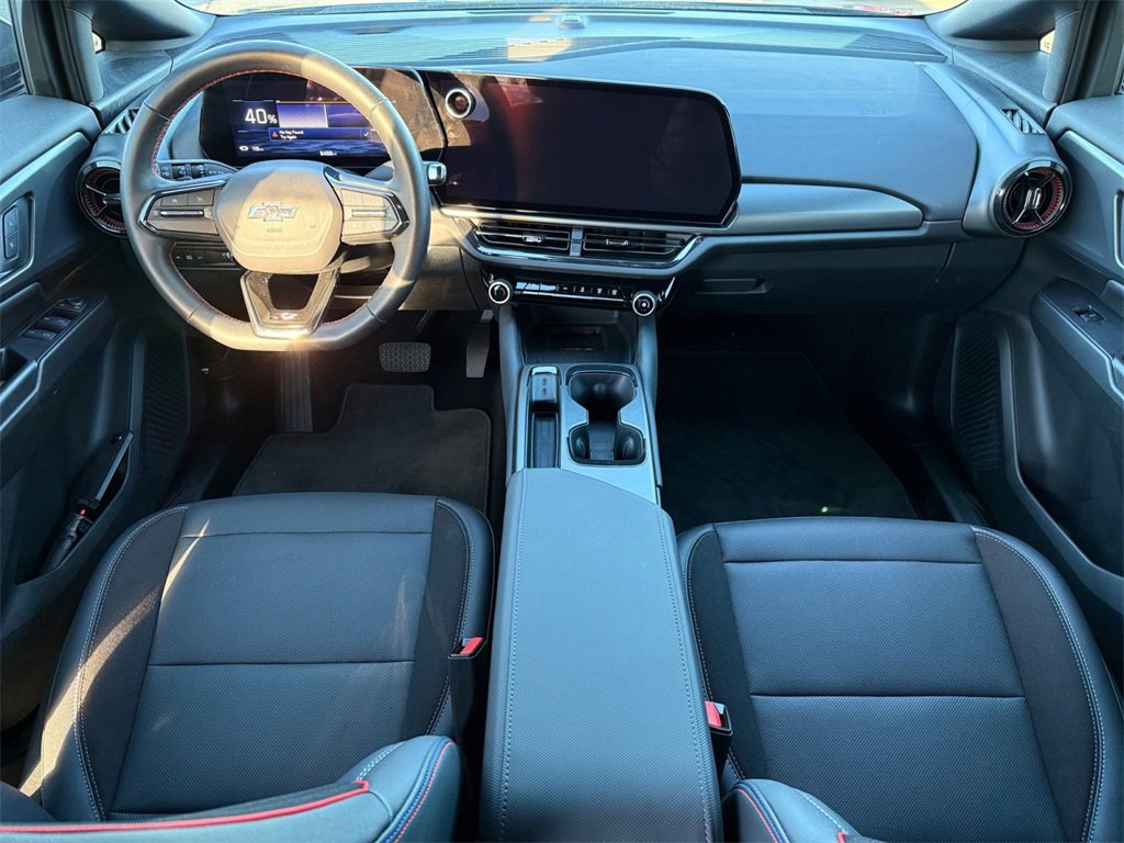 Certified 2025 Chevrolet Equinox EV RS image 12