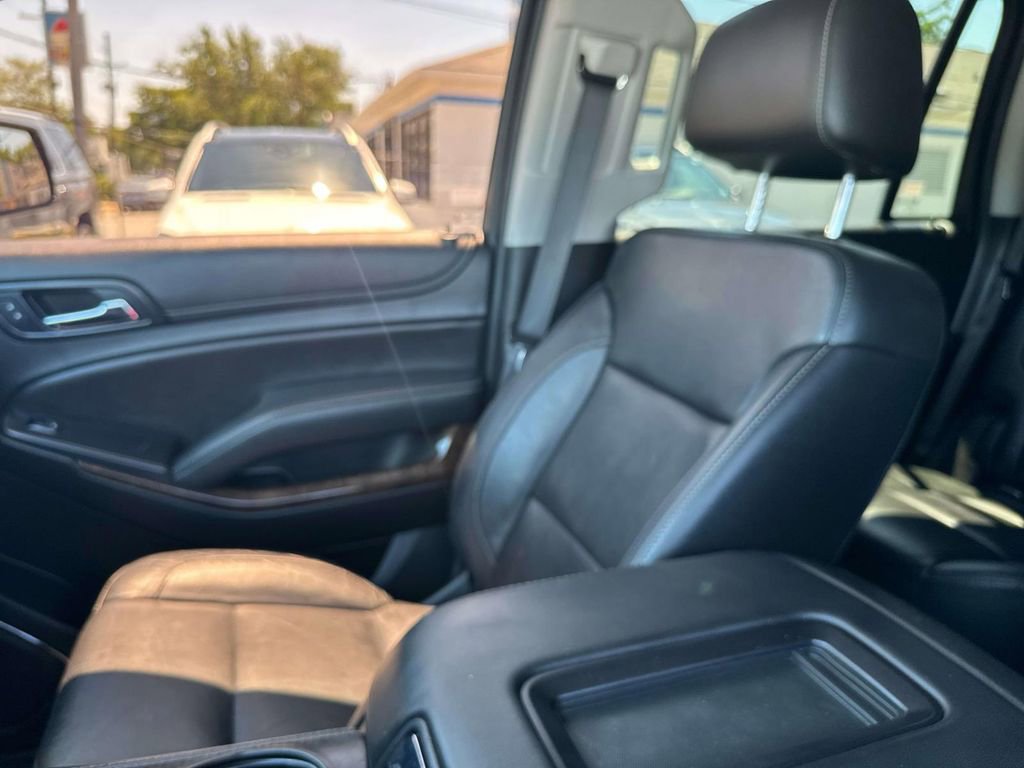Used 2019 Chevrolet Tahoe LT AWD/4WD image 18