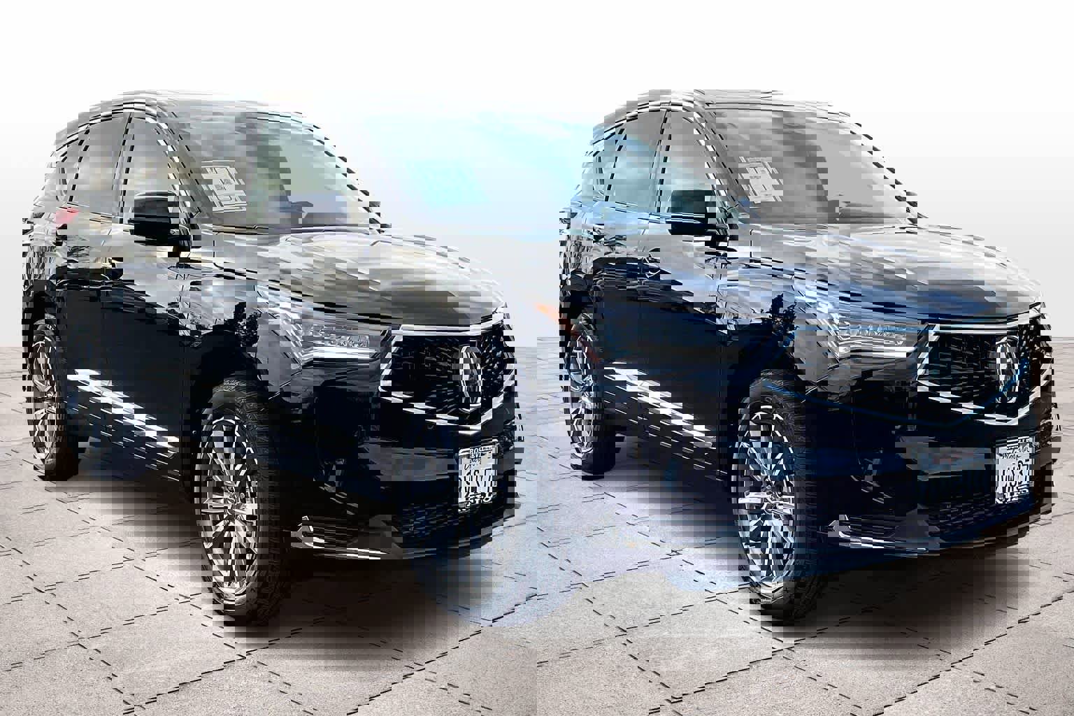 Used 2023 Acura RDX FWD w/ Technology Package image 2