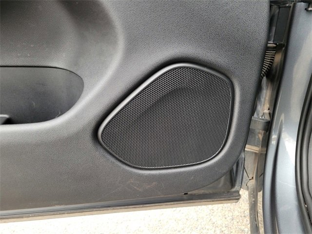 Used 2018 Volvo XC60 T6 Momentum w/ Convenience Package image 14