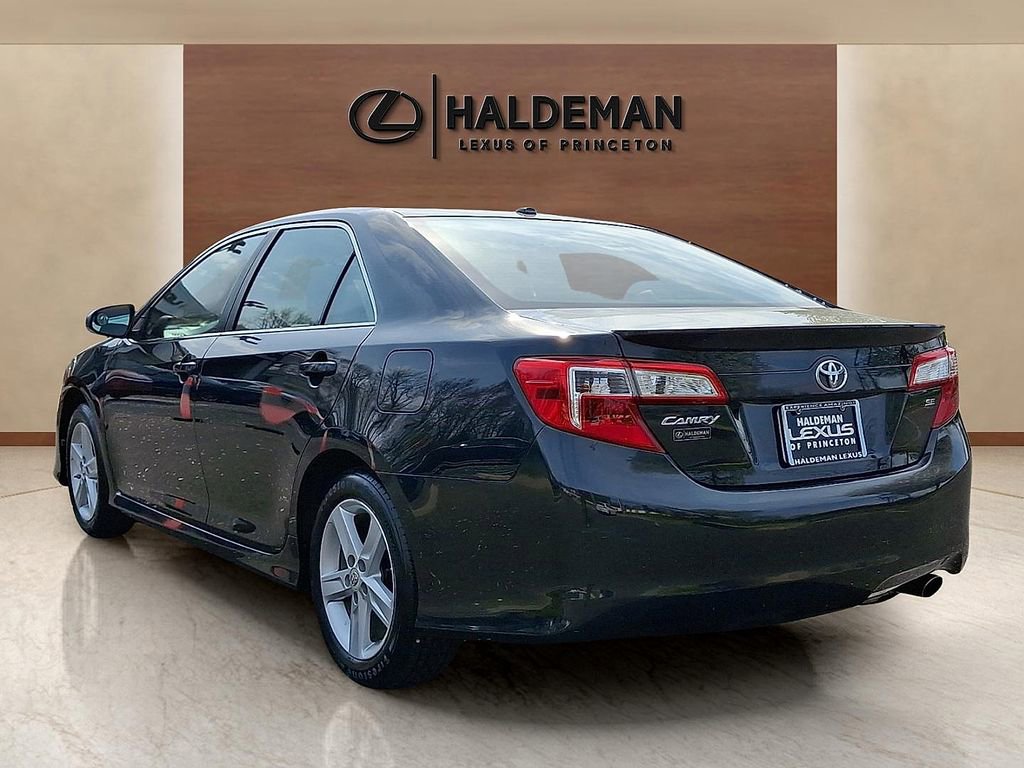 Used 2012 Toyota Camry SE image 4