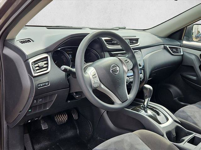 Used 2015 Nissan Rogue SV FWD image 9
