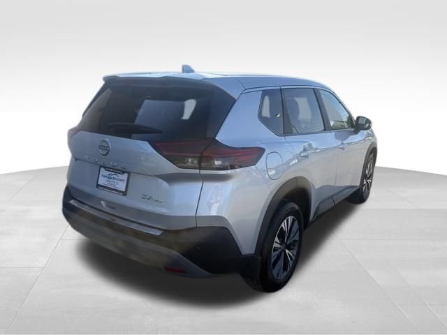 Used 2023 Nissan Rogue SV AWD/4WD image 2