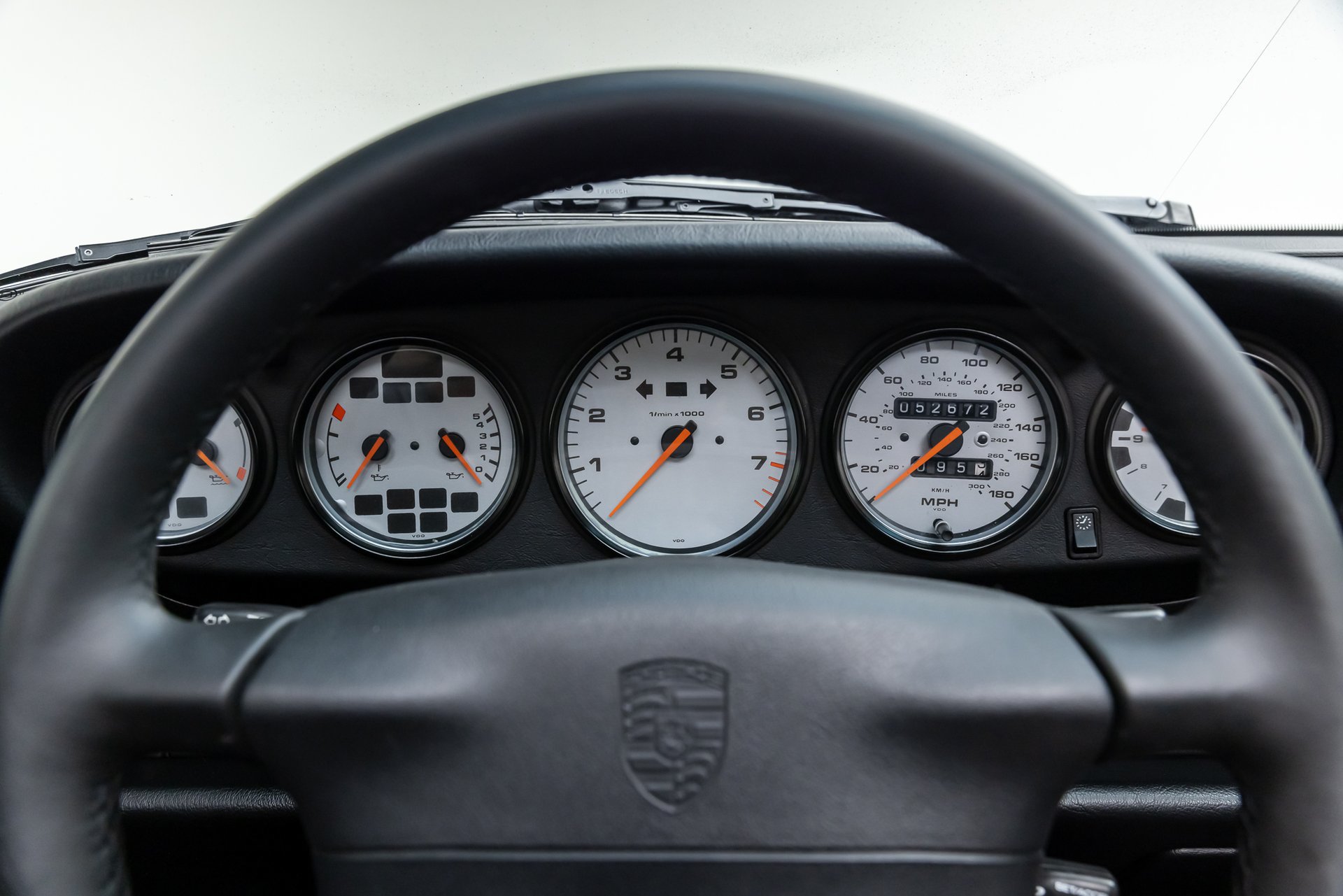 Used 1998 Porsche 911 Cabriolet image 31
