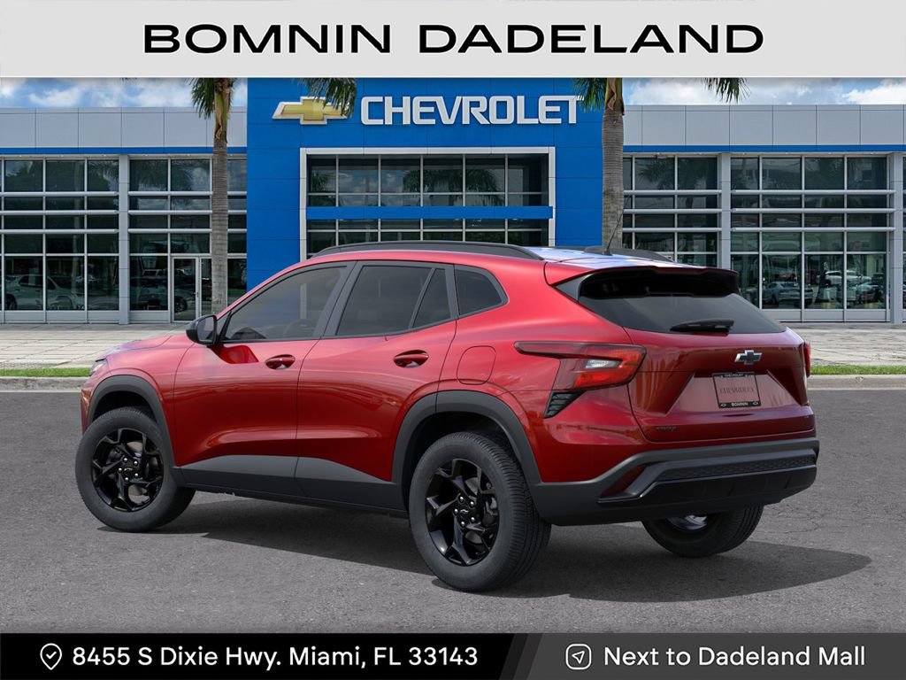 New 2026 Chevrolet Trax LT w/ Midnight Edition FWD image 4