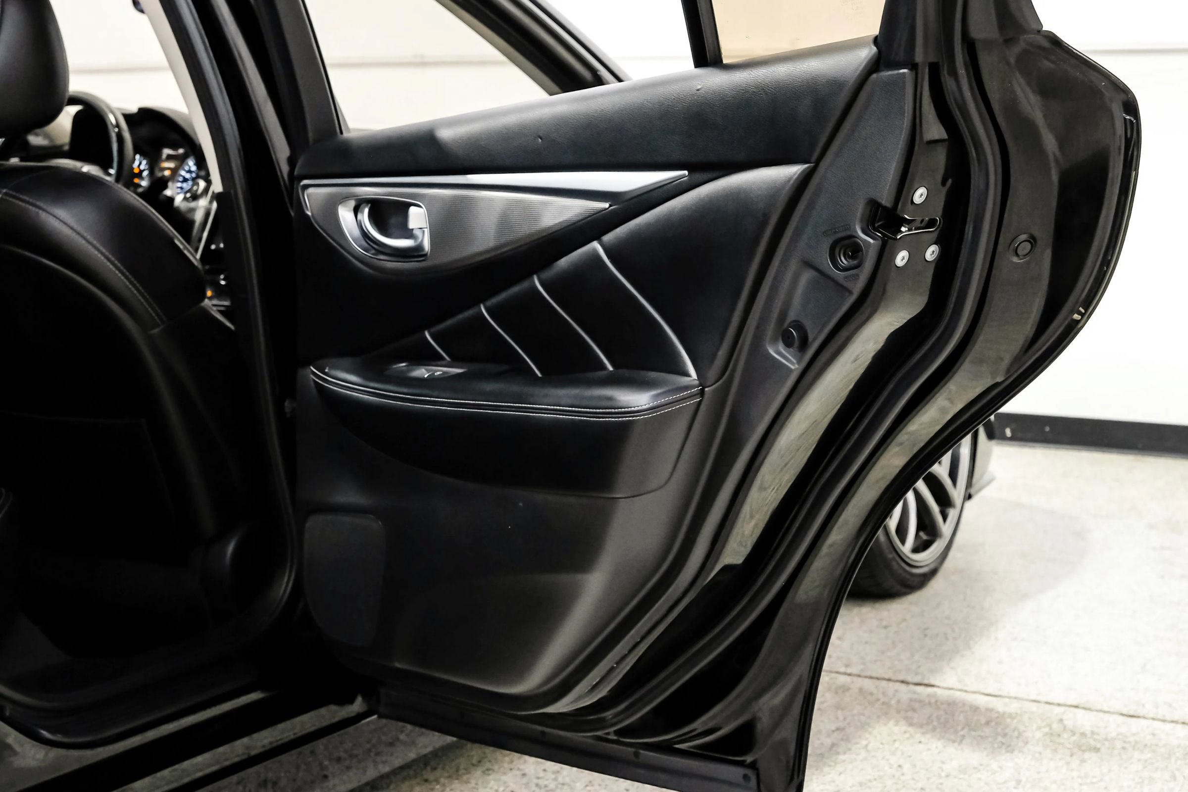 Used 2019 INFINITI Q50 Signature Edition RWD image 51