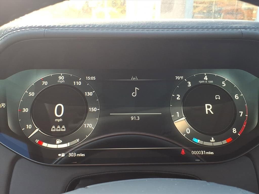 New 2025 Land Rover Range Rover SE AWD/4WD image 22