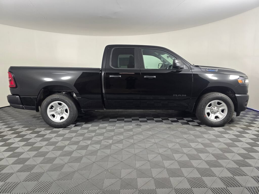 New 2026 RAM 1500 Tradesman AWD/4WD image 3