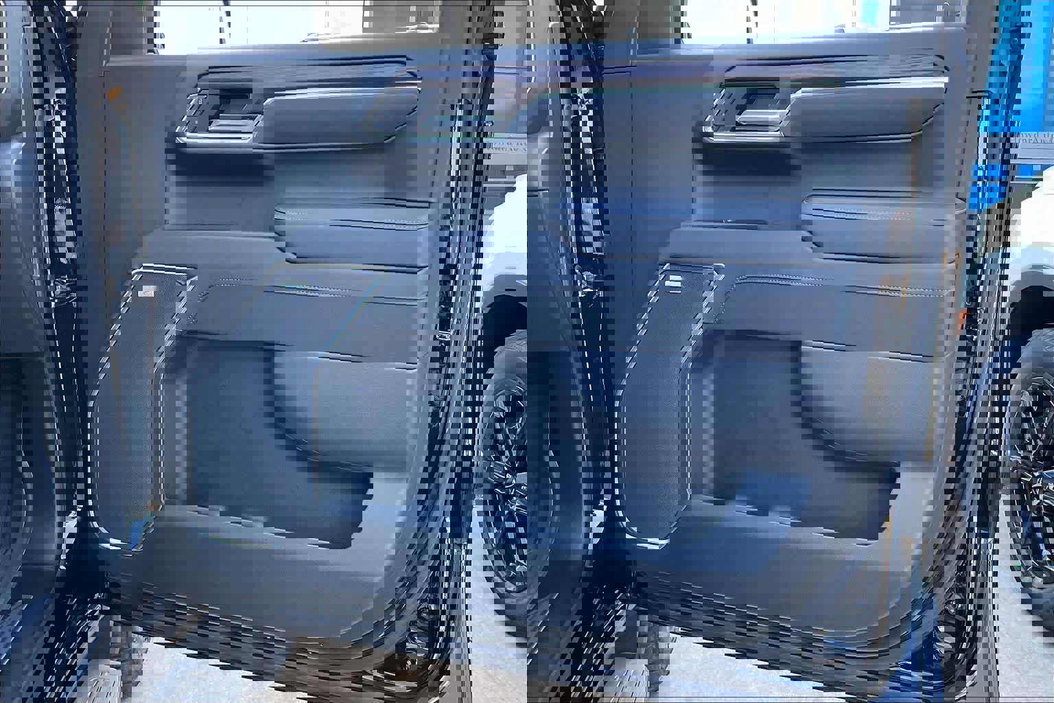 Certified 2025 GMC Sierra 1500 SLT w/ SLT Premium Plus Package image 21