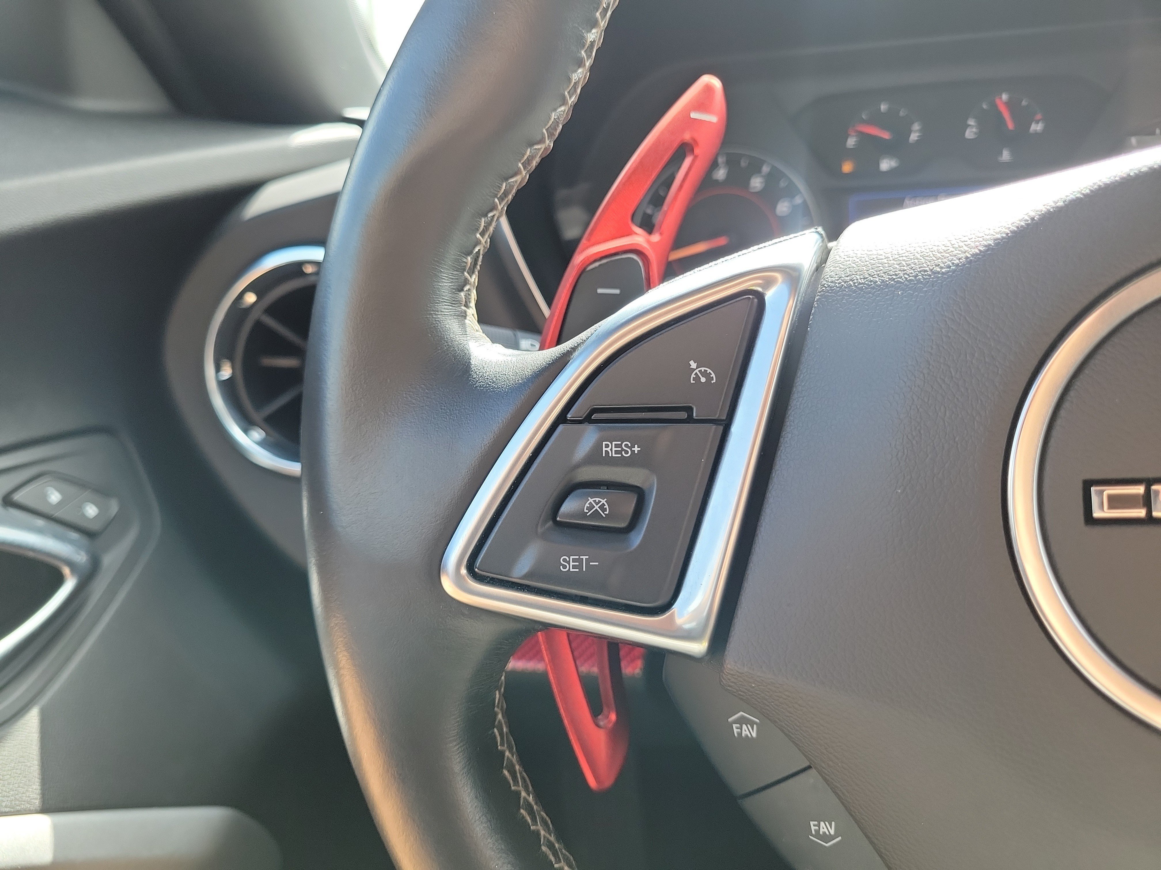 Used 2021 Chevrolet Camaro LT RWD image 21