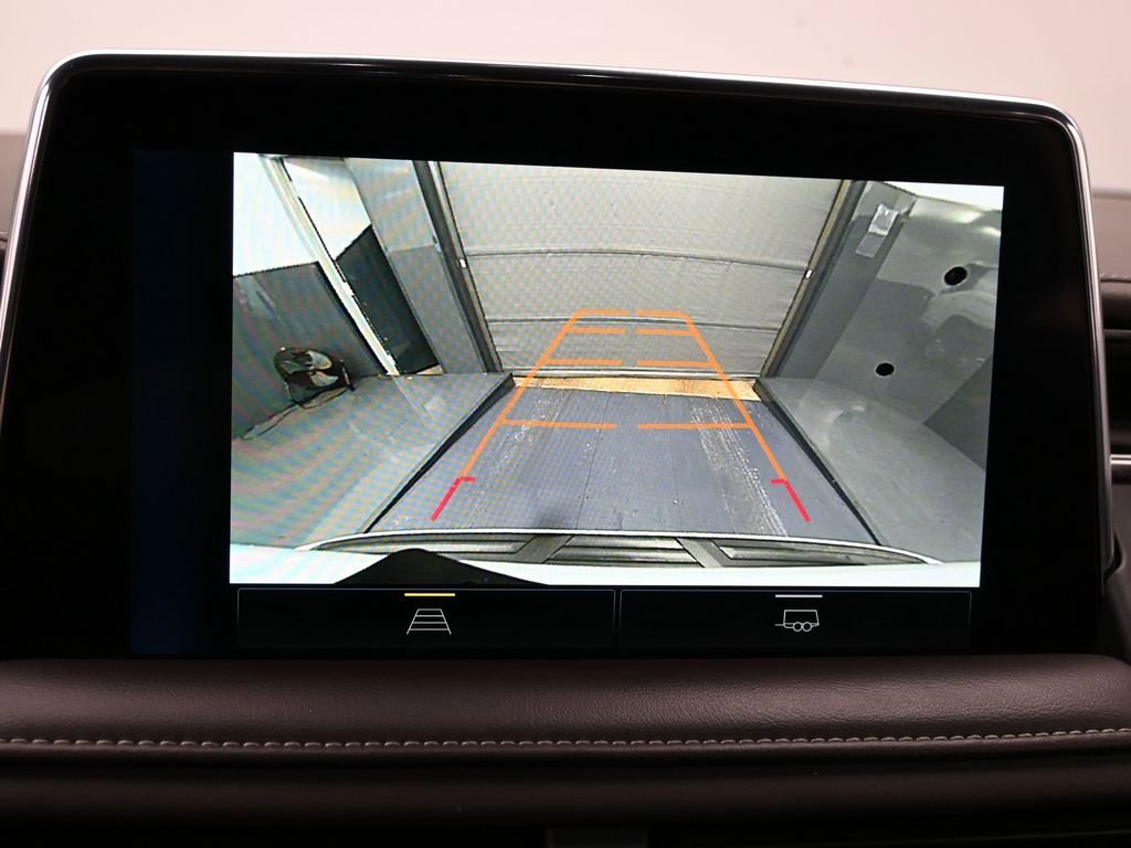 Used 2023 Chevrolet Suburban LT image 23