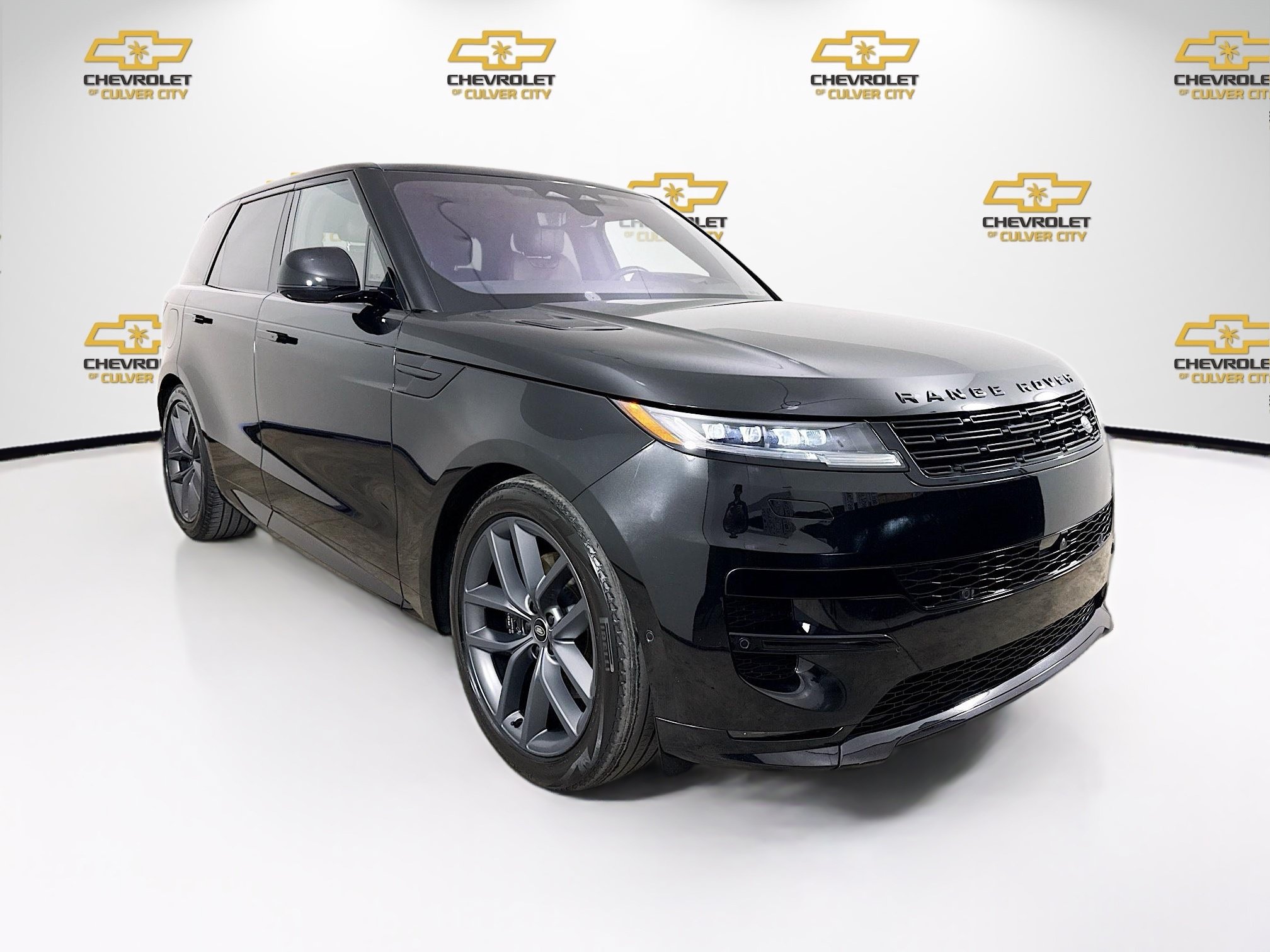 Used 2023 Land Rover Range Rover Sport SE Dynamic AWD/4WD image 1