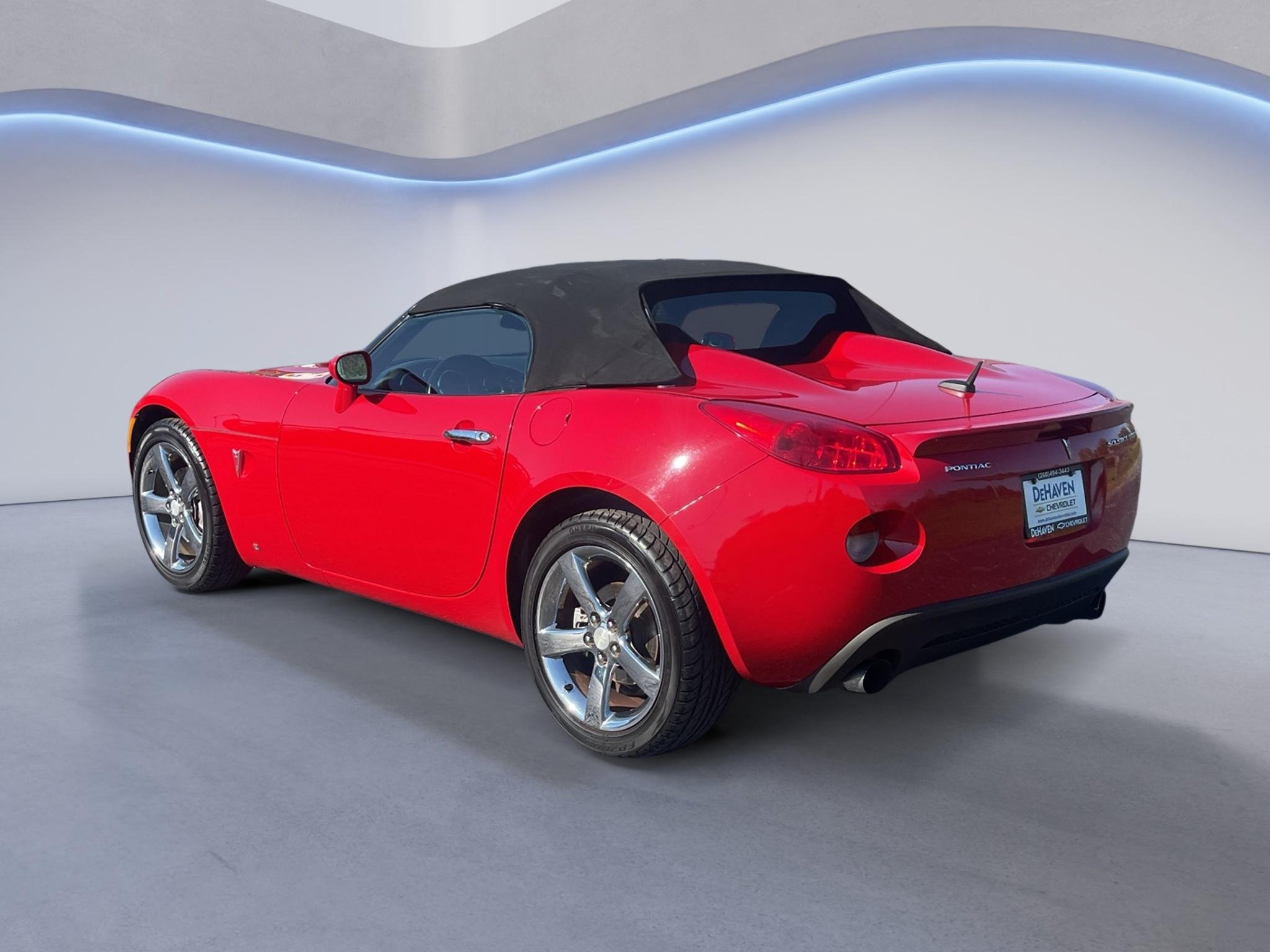 Used 2008 Pontiac Solstice GXP w/ Premium Package RWD image 4