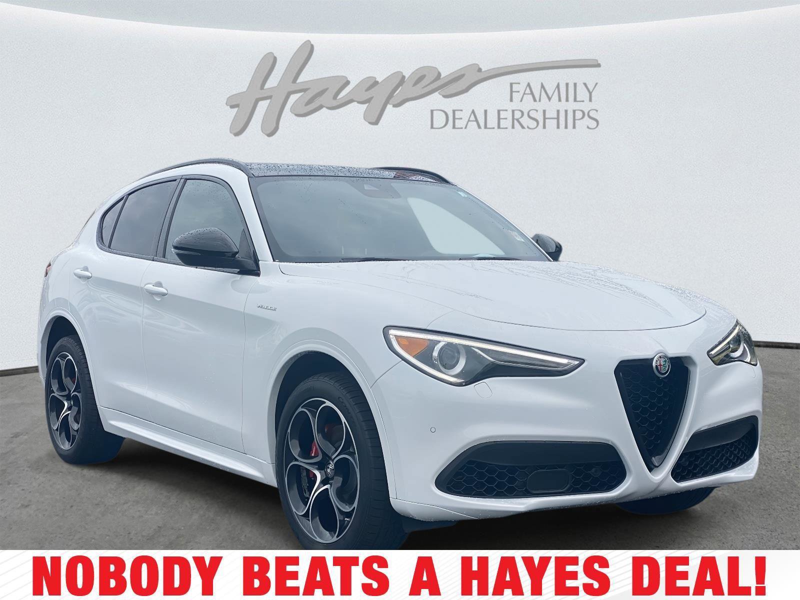 Used 2022 Alfa Romeo Stelvio Veloce image 1