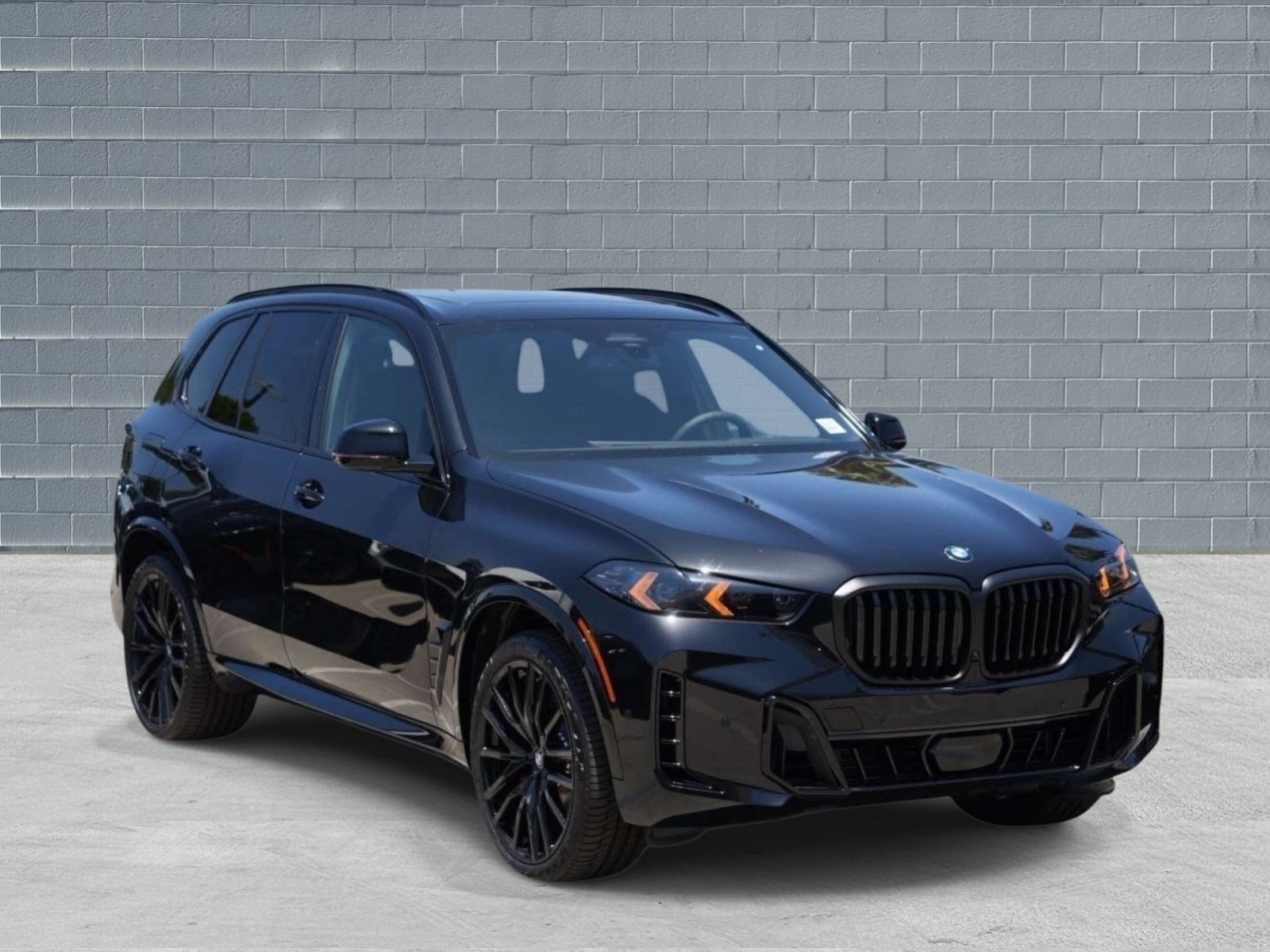 Used 2026 BMW X5 sDrive40i w/ M Sport Package RWD image 1