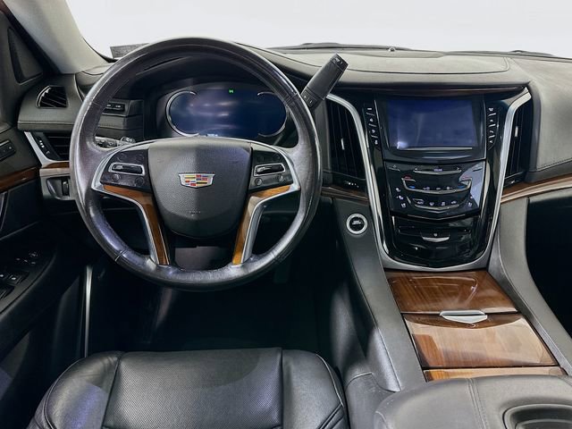 Used 2020 Cadillac Escalade ESV Luxury image 25