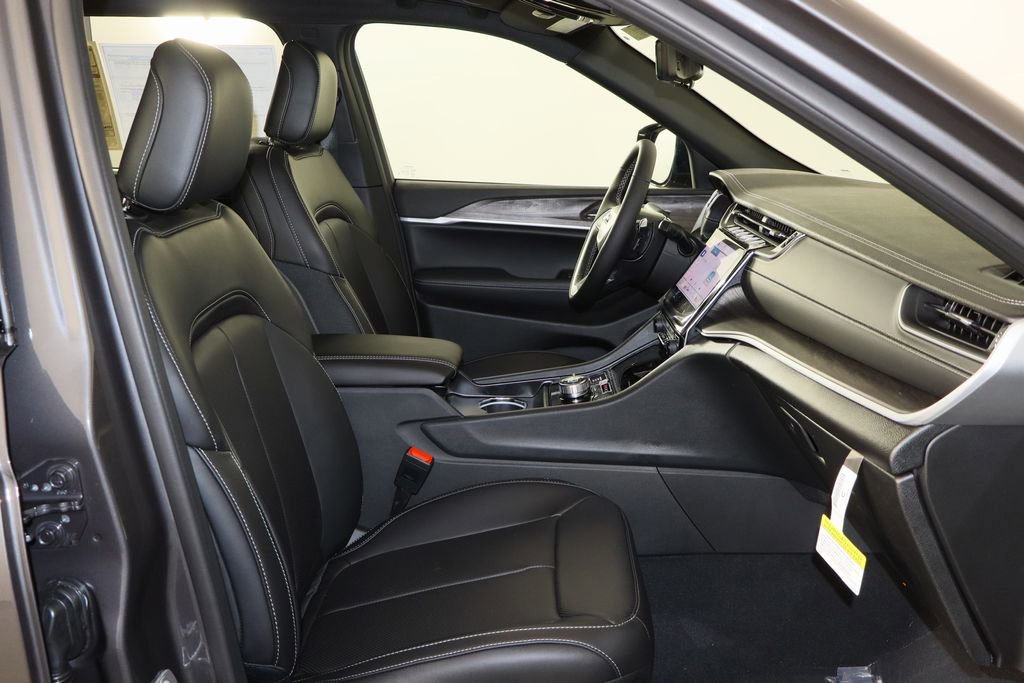 New 2025 Jeep Grand Cherokee L Limited image 20