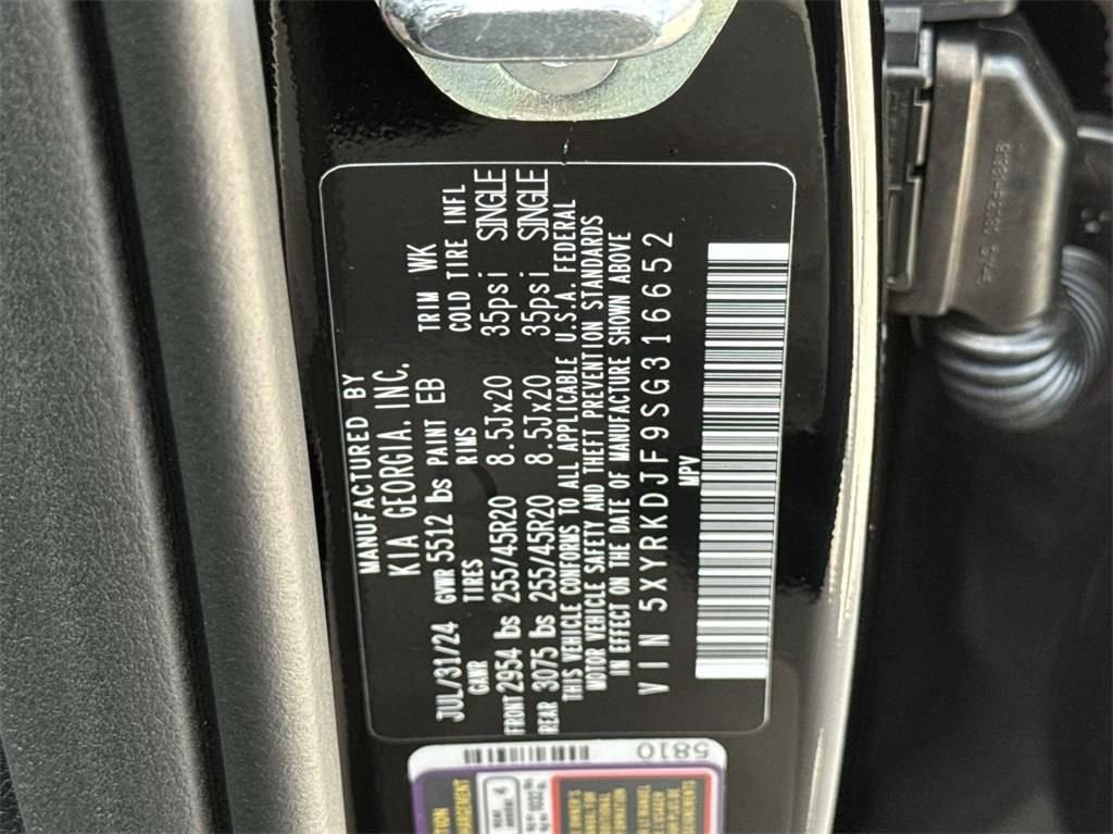 Certified 2025 Kia Sorento SX Prestige image 41