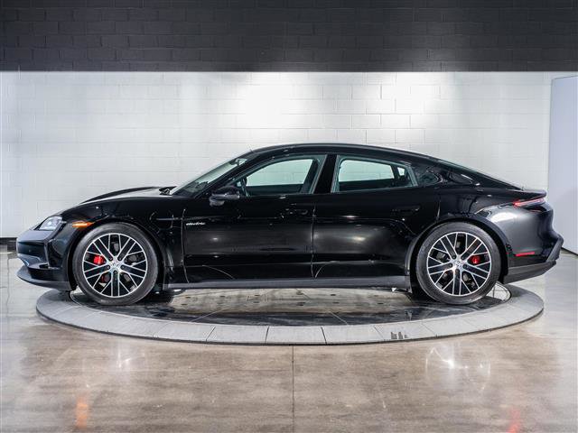 Certified 2025 Porsche Taycan 4S image 2