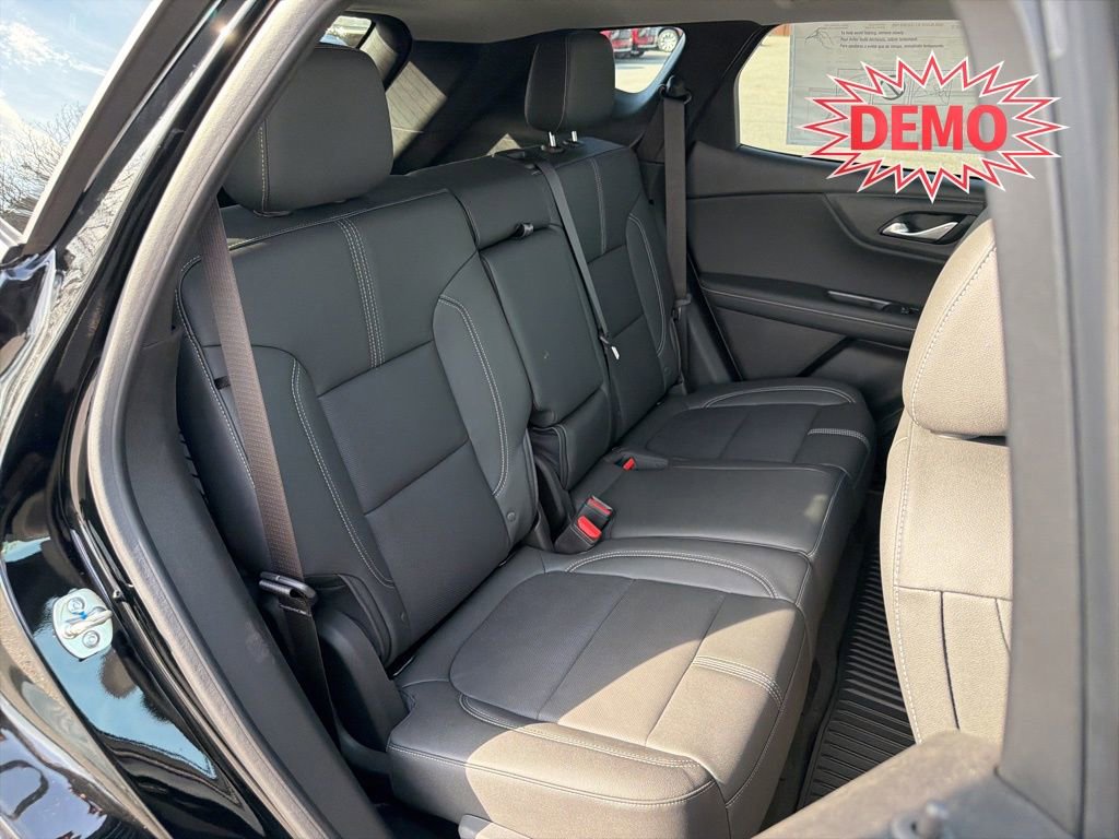 New 2026 Chevrolet Blazer LT w/ LPO, Black Sport Package image 19