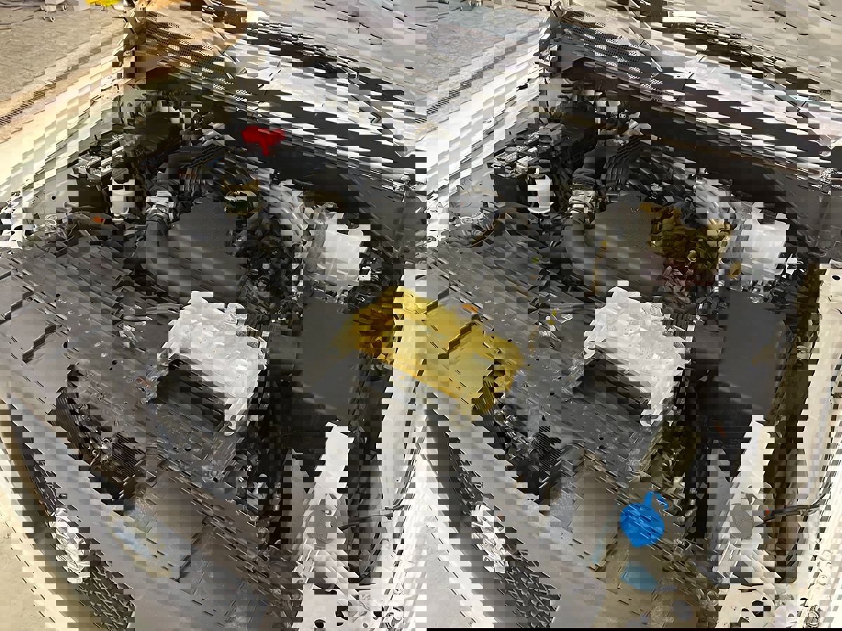 Used 2018 Nissan NV 2500 SV w/ Rear Door Glass Package image 4