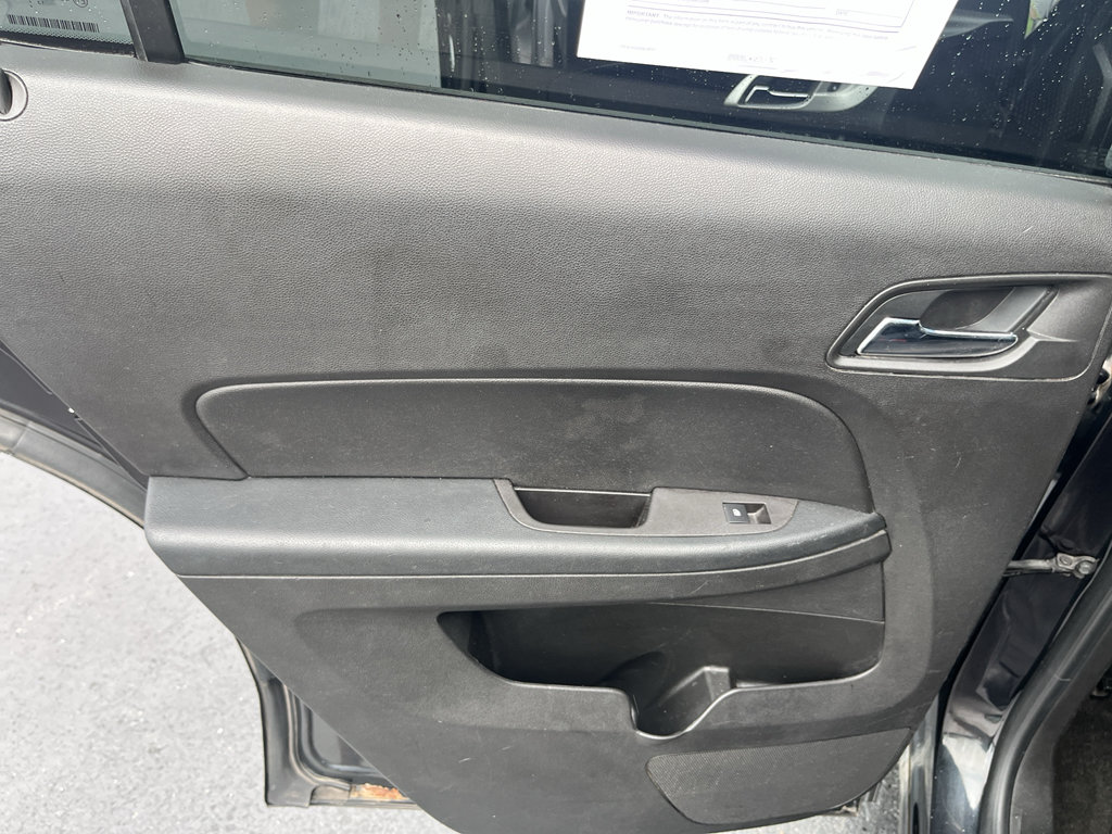 Used 2014 Chevrolet Equinox LT w/ Driver Convenience Package FWD image 31