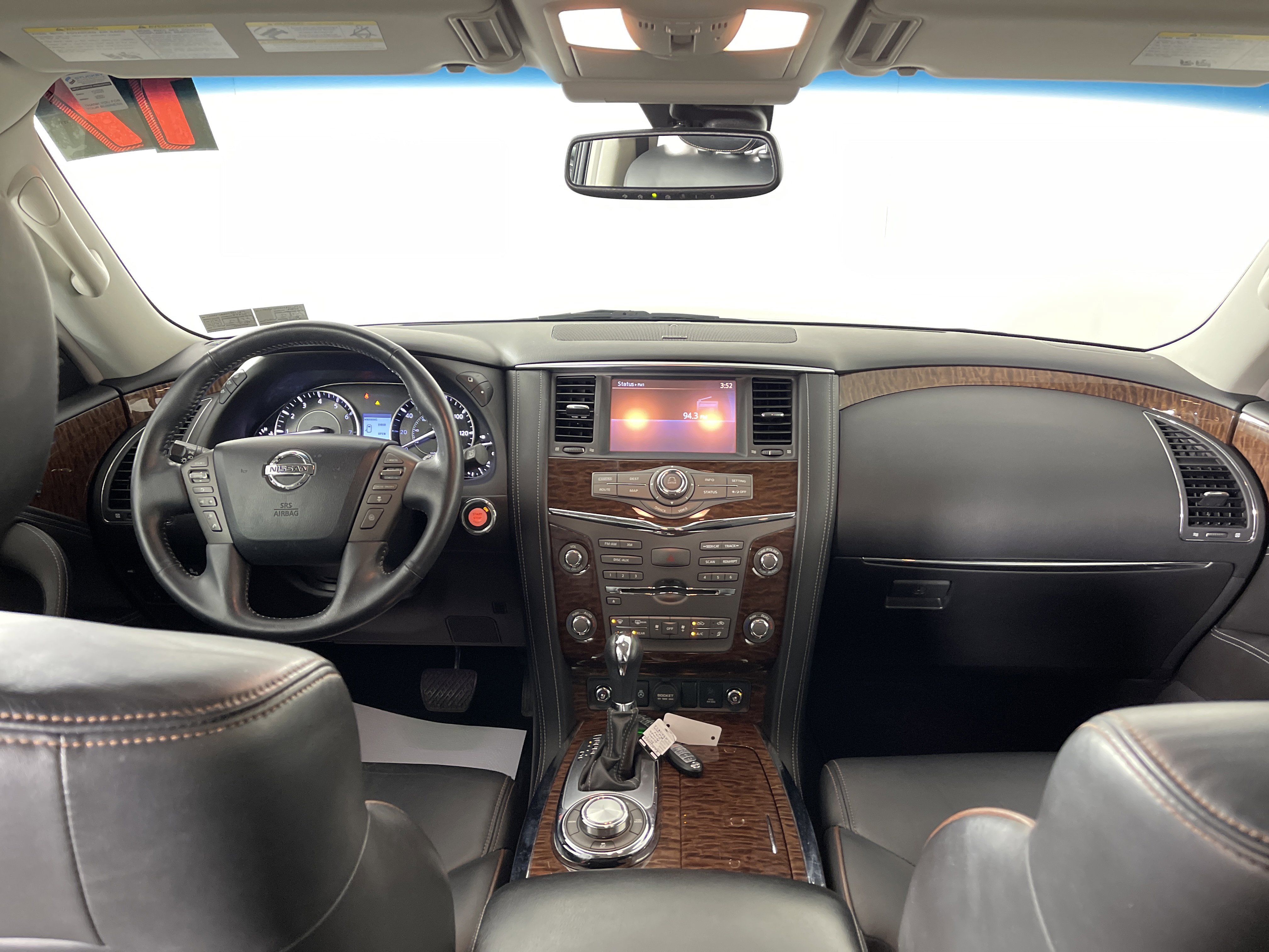 Used 2017 Nissan Armada Platinum w/ Interior Lighting Package image 16