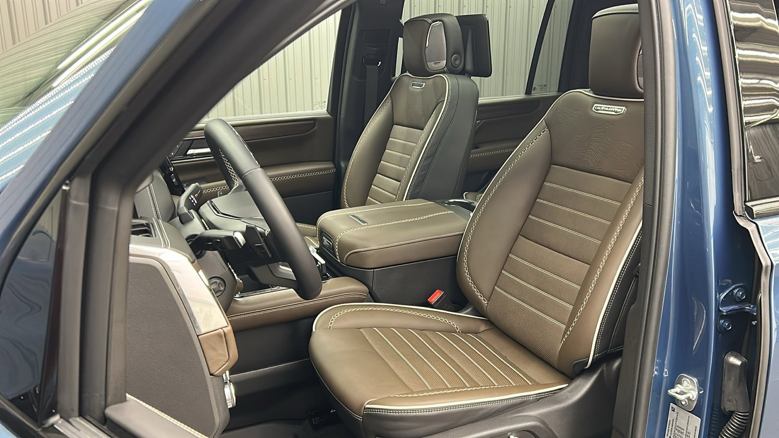 Used 2025 GMC Yukon XL Denali Ultimate image 31