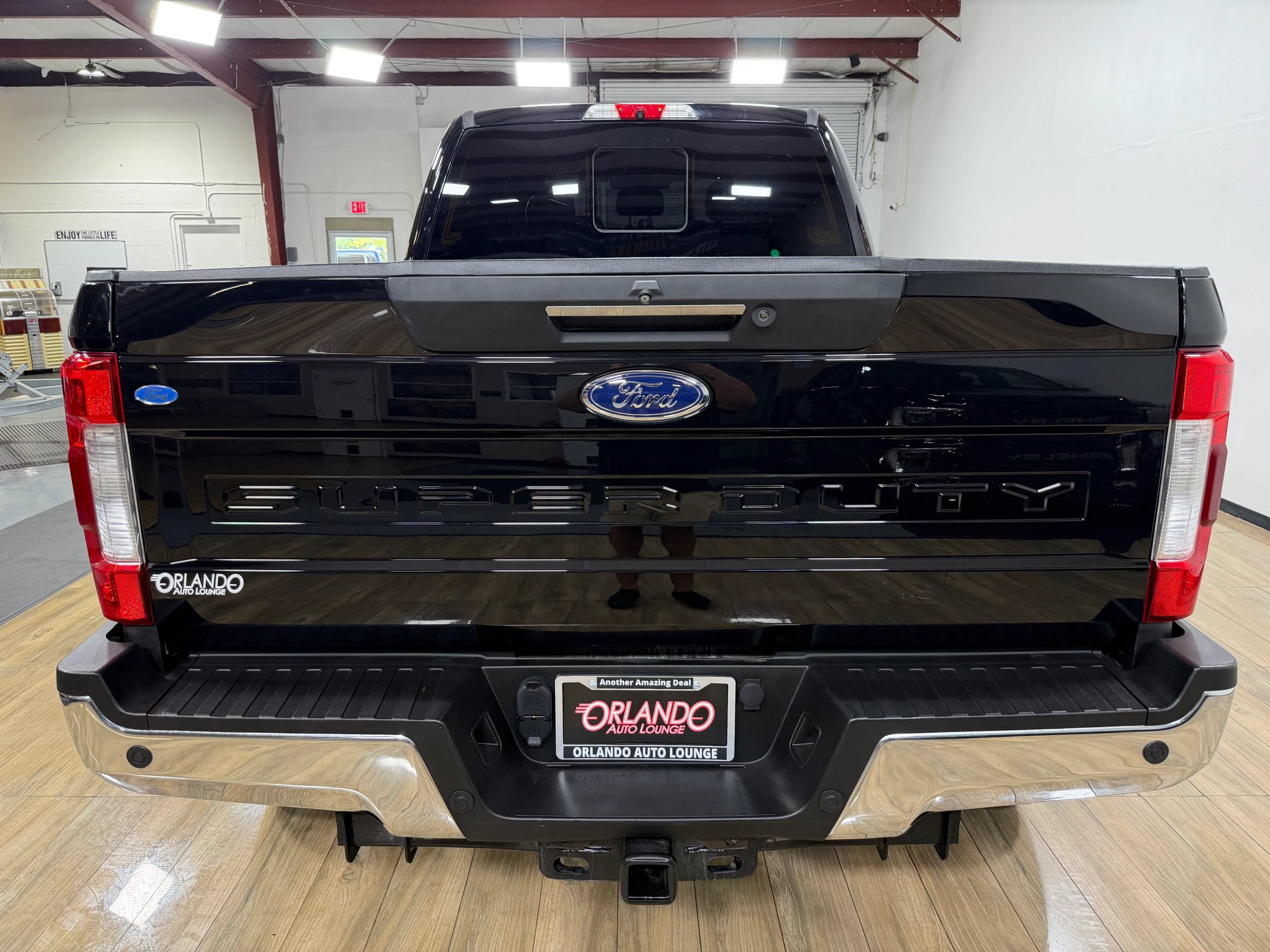 Used 2017 Ford F250 Lariat w/ Lariat Ultimate Package AWD/4WD image 5