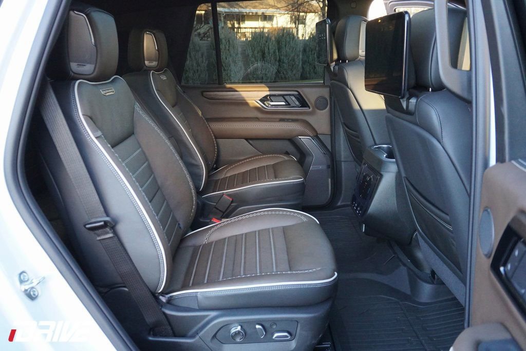 Used 2026 GMC Yukon Denali Ultimate image 46