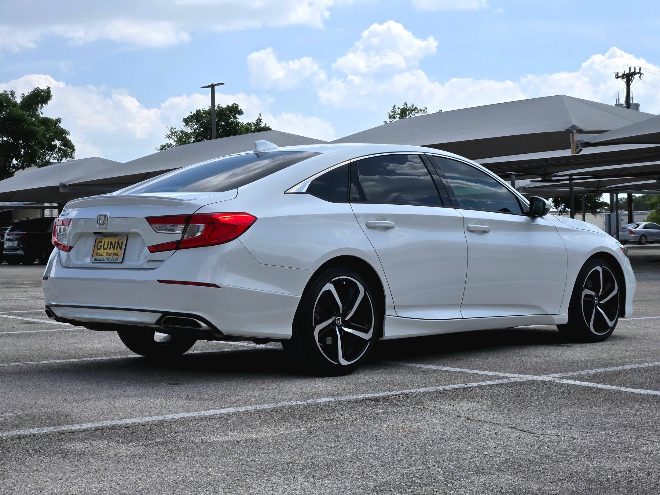 Used 2020 Honda Accord Sport image 3