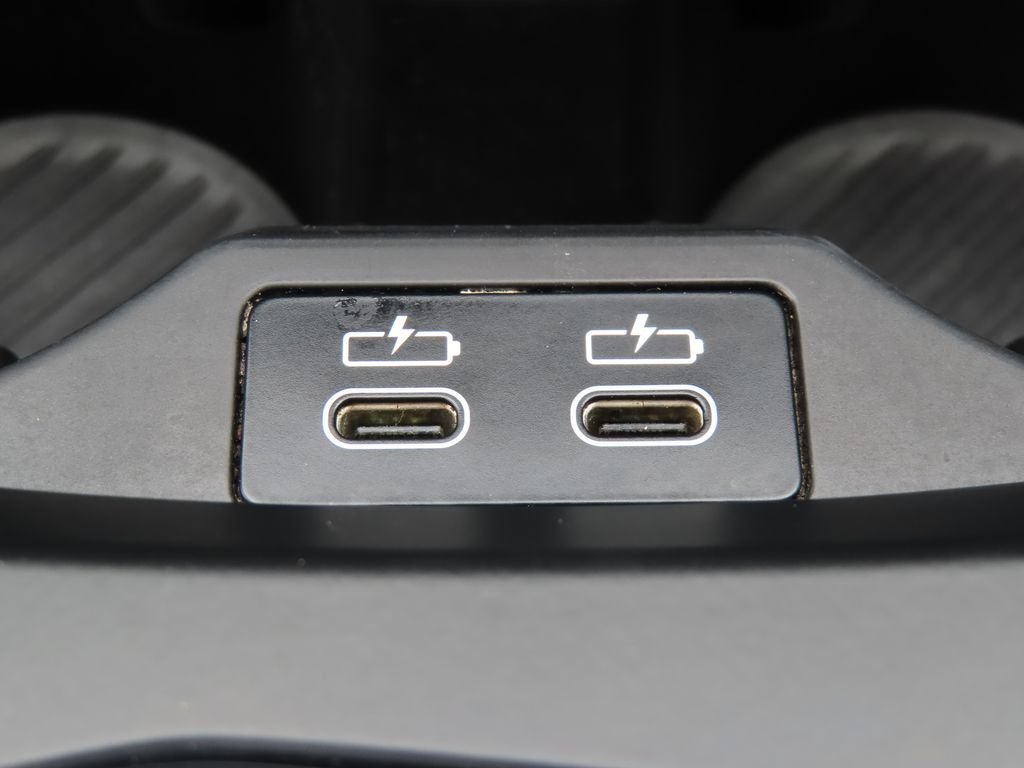 Used 2025 BMW 228i xDrive AWD/4WD image 8